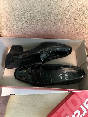 Ara Black Patent Leather Men's Slip-On Loafers